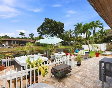 707 Sw 3rd Avenue - Photo Thumbnail 19