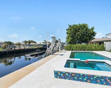 511 Se 9th Avenue - Photo Thumbnail 31
