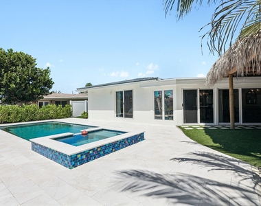 511 Se 9th Avenue - Photo Thumbnail 30