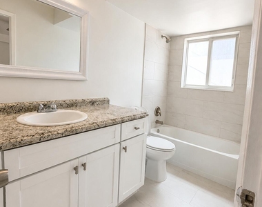 5141 Ne 18th Avenue - Photo Thumbnail 4