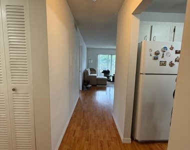 7820 Camino Real - Photo Thumbnail 3