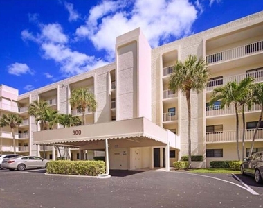 200 Intracoastal - Photo Thumbnail 17