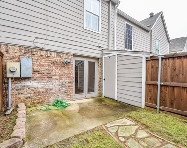 87 Winchester Drive - Photo Thumbnail 19