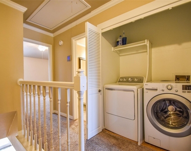 87 Winchester Drive - Photo Thumbnail 12