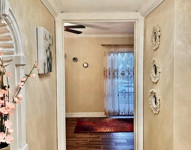 630 Nw 13th Street - Photo Thumbnail 6