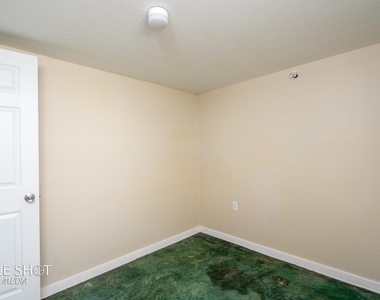 542 Mccartney Lane - Photo Thumbnail 23