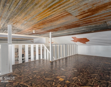 542 Mccartney Lane - Photo Thumbnail 26