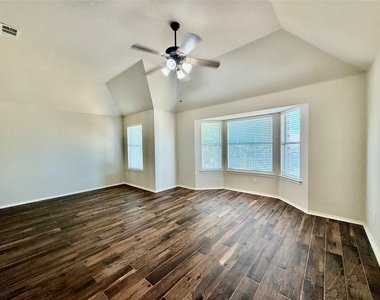 4611 Harvest Lane - Photo Thumbnail 21
