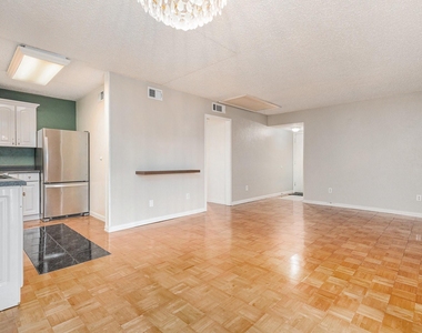12806 Midway Road - Photo Thumbnail 10