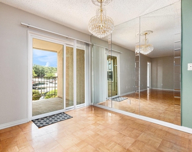 12806 Midway Road - Photo Thumbnail 13