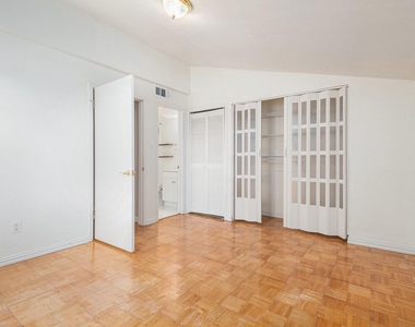 12806 Midway Road - Photo Thumbnail 20