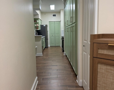 6301 Myrtlewood Circle W - Photo Thumbnail 21