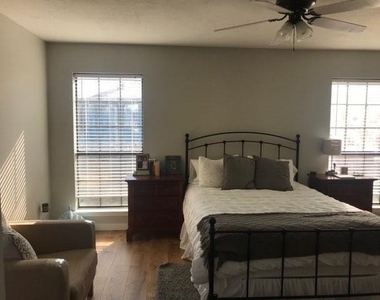 518 S Alabama Street - Photo Thumbnail 4