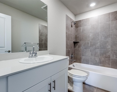 204 Travine Drive - Photo Thumbnail 17