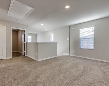 204 Travine Drive - Photo Thumbnail 14
