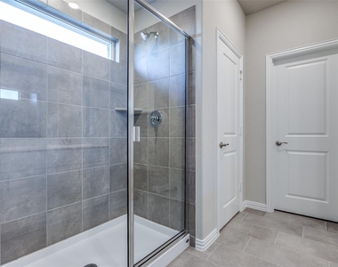 204 Travine Drive - Photo Thumbnail 22