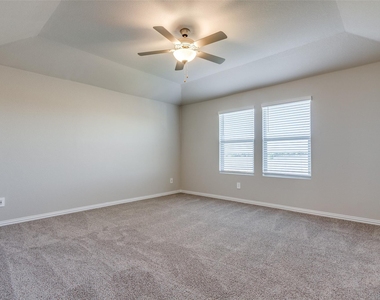 204 Travine Drive - Photo Thumbnail 20