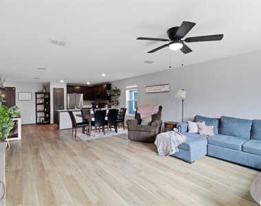 5309 Lavender Drive - Photo Thumbnail 6
