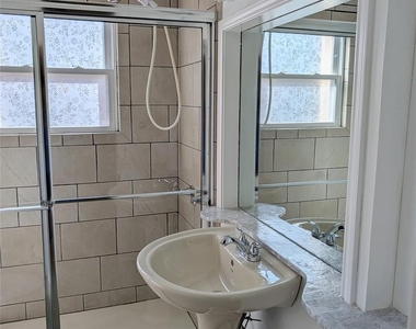 1701 Meridian Avenue - Photo Thumbnail 3