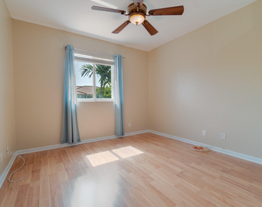 2146 Oakmont Drive - Photo Thumbnail 15