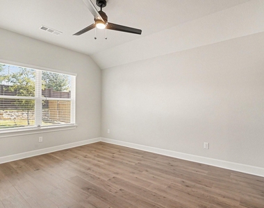 1109 Costa Vista Trail - Photo Thumbnail 21