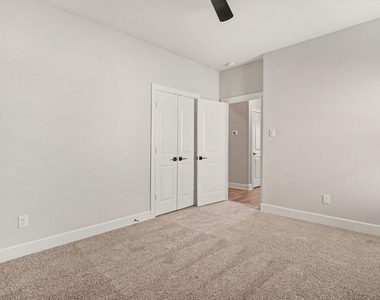 1109 Costa Vista Trail - Photo Thumbnail 27