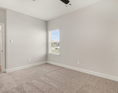 1109 Costa Vista Trail - Photo Thumbnail 28
