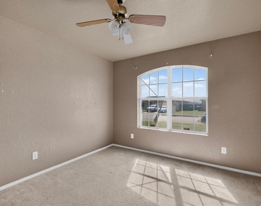 5201 Holster Drive - Photo Thumbnail 23
