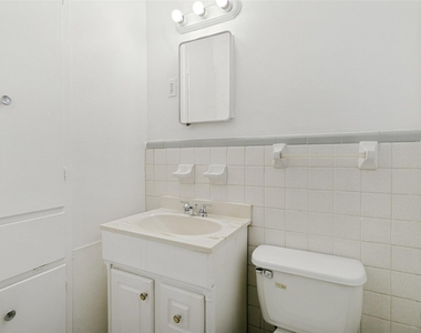 5133 Susan Lee Lane - Photo Thumbnail 7