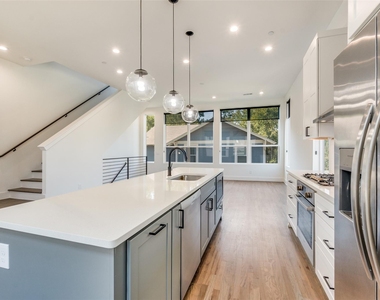 4718 Bryan Street - Photo Thumbnail 4