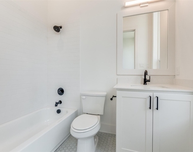 4718 Bryan Street - Photo Thumbnail 10