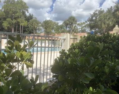 1604 Rosewood Way - Photo Thumbnail 30