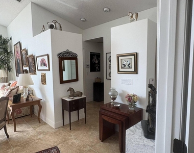 1604 Rosewood Way - Photo Thumbnail 17