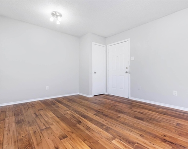 1826 Esters Road - Photo Thumbnail 20