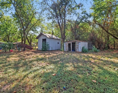 1415 Snyder Street - Photo Thumbnail 16