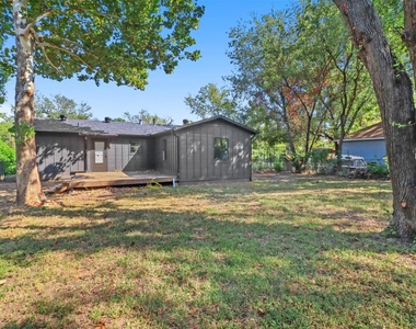 1415 Snyder Street - Photo Thumbnail 17