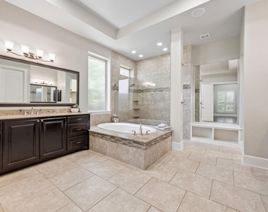 4550 Honeyvine Lane - Photo Thumbnail 13