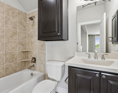 4550 Honeyvine Lane - Photo Thumbnail 24