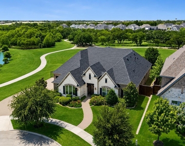 4550 Honeyvine Lane - Photo Thumbnail 2