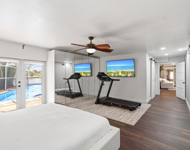 6106 Royal Poinciana Lane - Photo Thumbnail 21