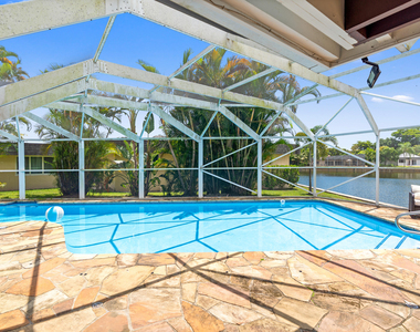 6106 Royal Poinciana Lane - Photo Thumbnail 37