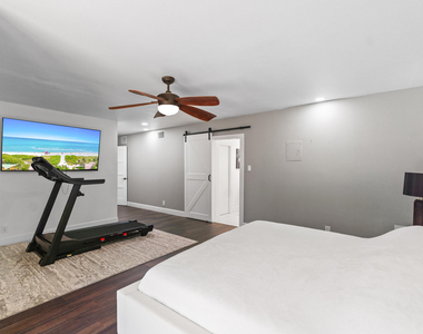 6106 Royal Poinciana Lane - Photo Thumbnail 22