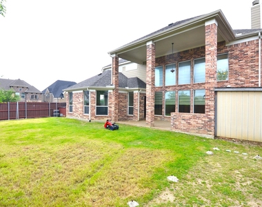 700 Addie Lane - Photo Thumbnail 30