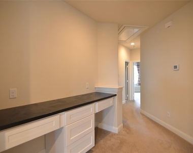 700 Addie Lane - Photo Thumbnail 20