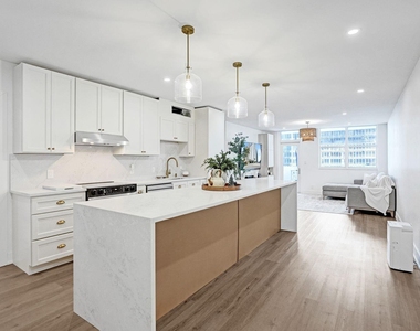 4250 Galt Ocean Drive - Photo Thumbnail 2