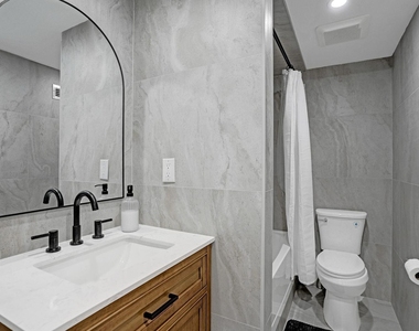 4250 Galt Ocean Drive - Photo Thumbnail 21