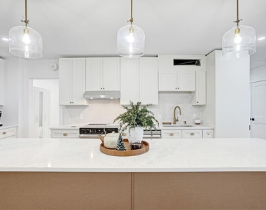 4250 Galt Ocean Drive - Photo Thumbnail 5