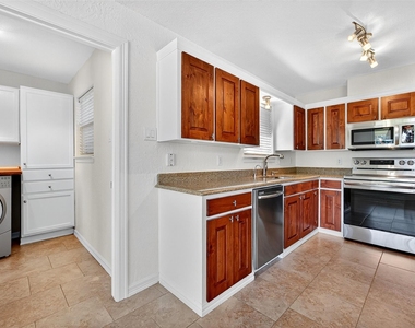 100 Kiowa Drive S - Photo Thumbnail 21