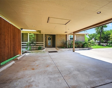 100 Kiowa Drive S - Photo Thumbnail 12