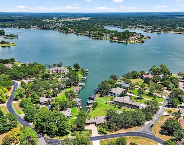 100 Kiowa Drive S - Photo Thumbnail 3
